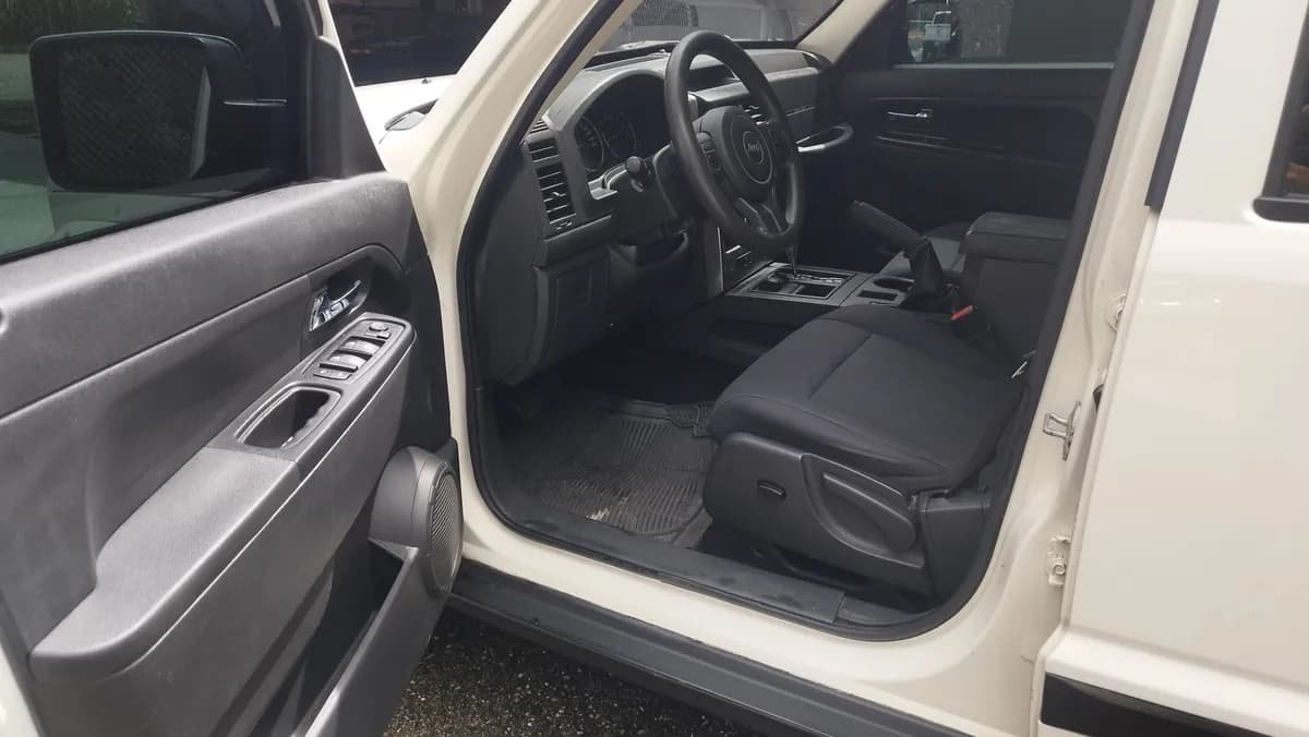 Jeep Cherokee 4x4 Automática 2011 Blanco