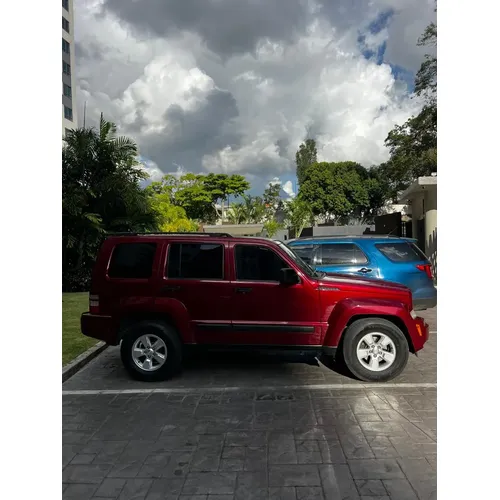 Jeep Cherokee 2012 Rojo Caracas