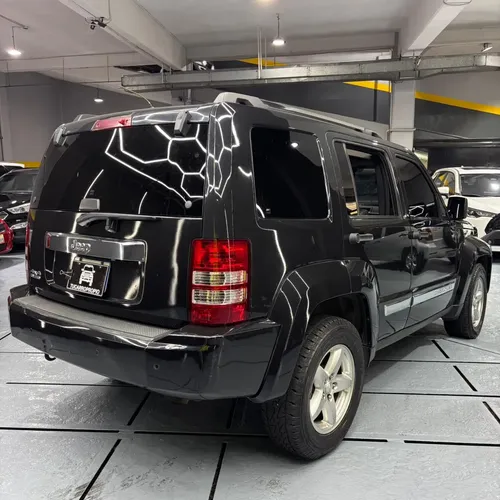 Jeep Cherokee kk 2010 Negro Caracas