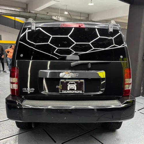 Jeep Cherokee kk 2010 Negro Caracas