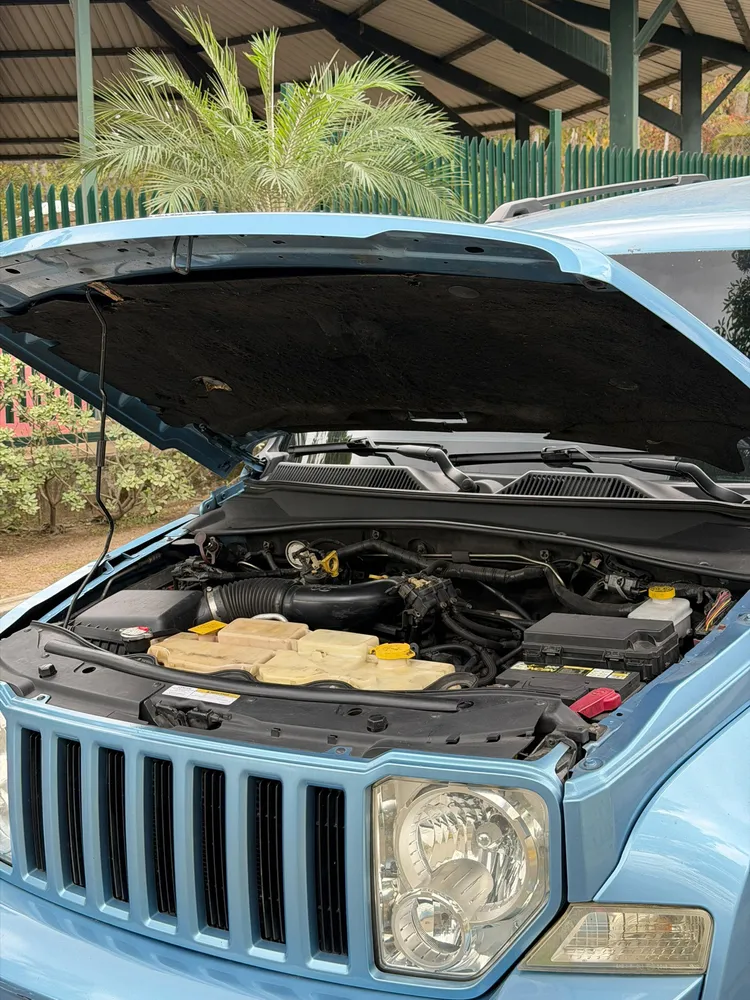 Jeep Cherokee kk 2011 Azul Caracas