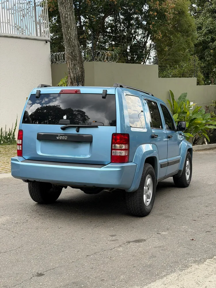 Jeep Cherokee kk 2011 Azul Caracas