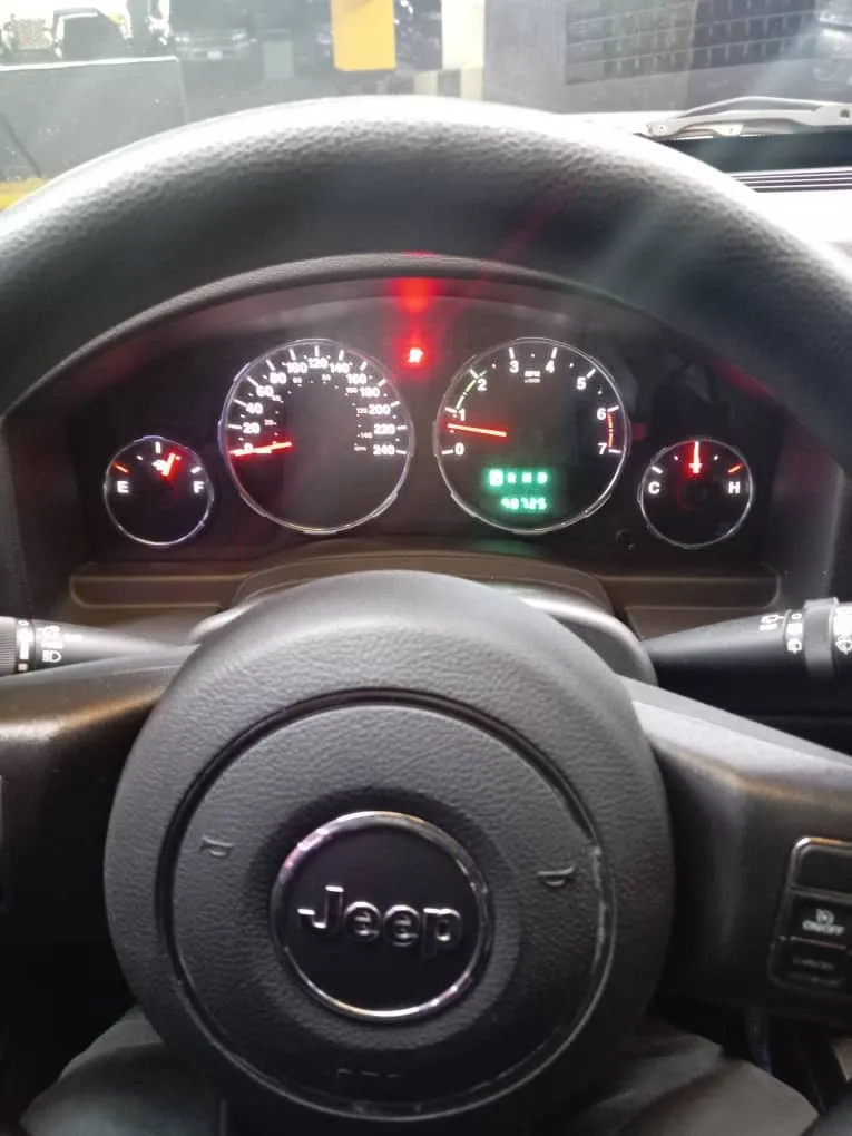 Jeep Cherokee kk 2012 Blanco Caracas