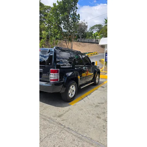 Jeep Cherokee kk 2013 Verde Caracas