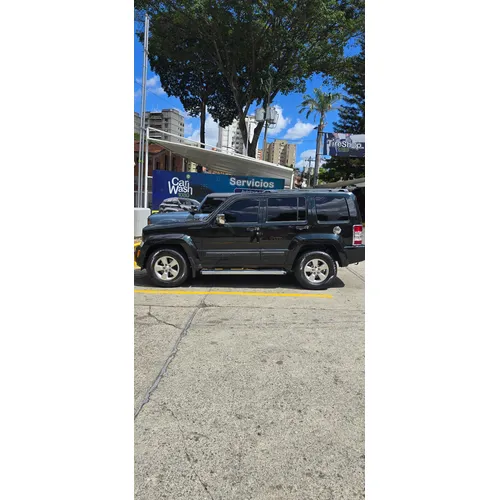 Jeep Cherokee kk 2013 Verde Caracas