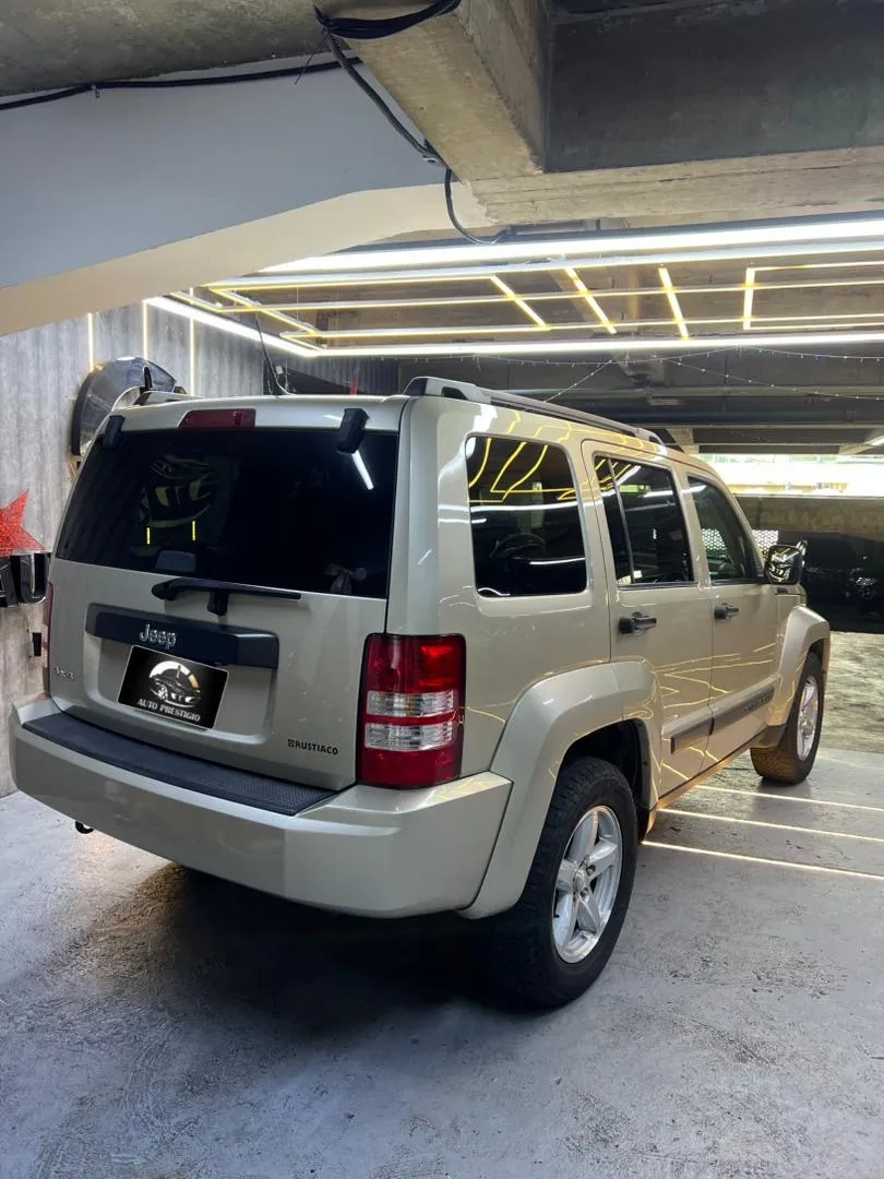 Jeep Cherokee KK Sport 2015 Dorado Caracas