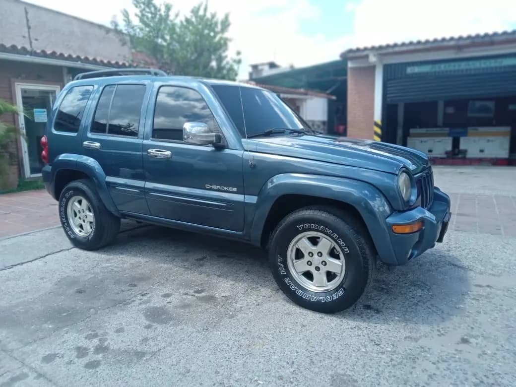 Jeep Cherokee Liberty 2005 Automática Azul