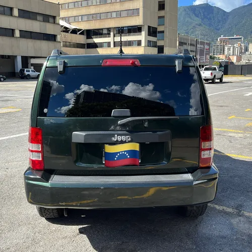 Jeep Cherokee Limited 2011 Verde Caracas