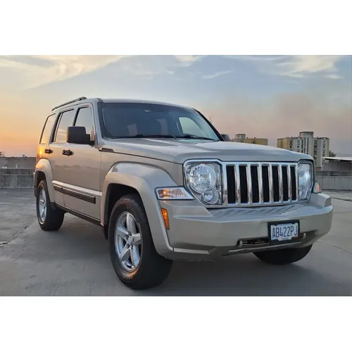 Jeep Cherokee Sport 2015 Beige Maracay