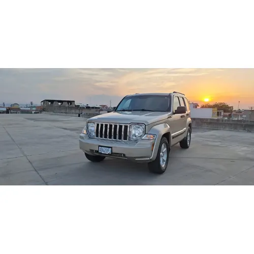 Jeep Cherokee Sport 2015 Beige Maracay