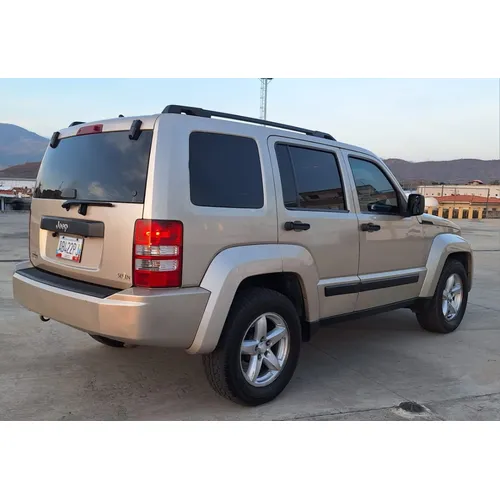Jeep Cherokee Sport 2015 Beige Maracay