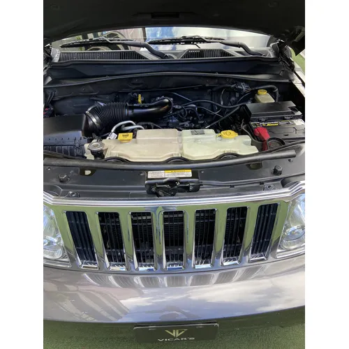 Jeep Cherokee Sport 2015 Gris Caracas