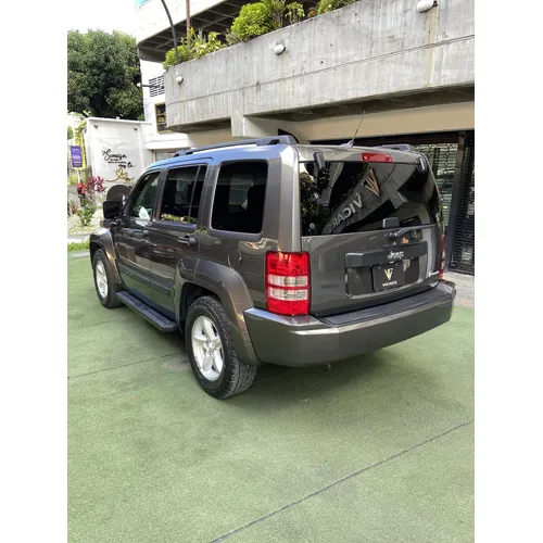 Jeep Cherokee Sport 2015 Gris Caracas