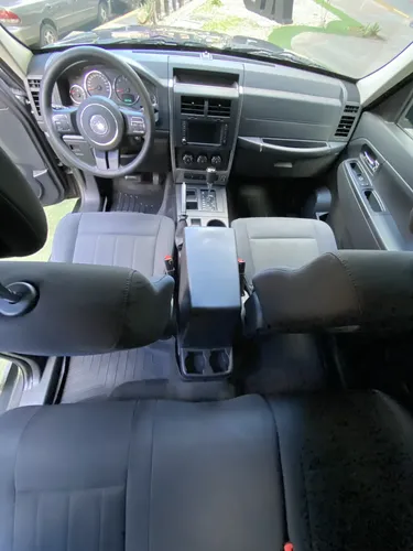 Jeep Cherokee Sport 2015 Gris Caracas