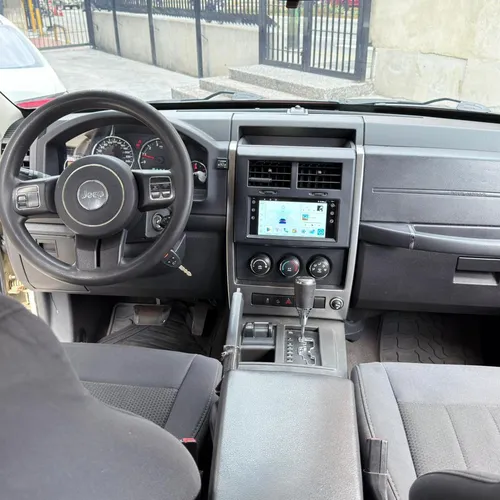 Jeep Cherokee Sport 2011 Blanco Caracas