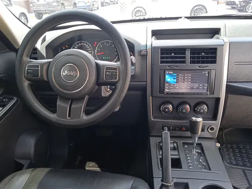 Jeep Cherokee Sport 2011 Gris Caracas
