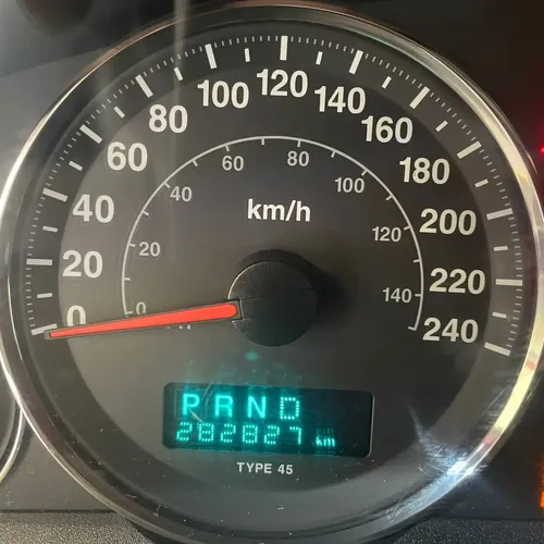 Jeep Grand Cherokee 2006 Rojo Caracas