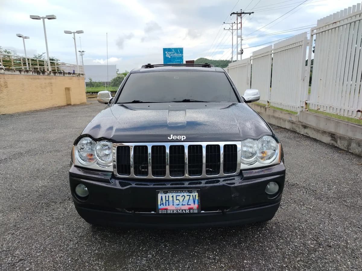 Jeep Grand Cherokee 2007 Automático negro