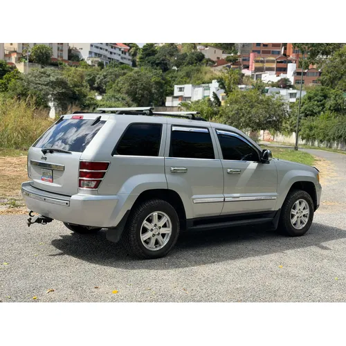Jeep Grand Cherokee 2009 Plateado Caracas