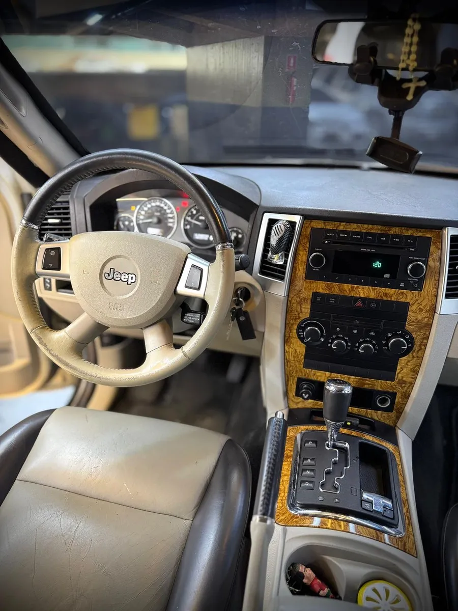 Jeep Grand Cherokee Limited 2009 Plateado Caracas