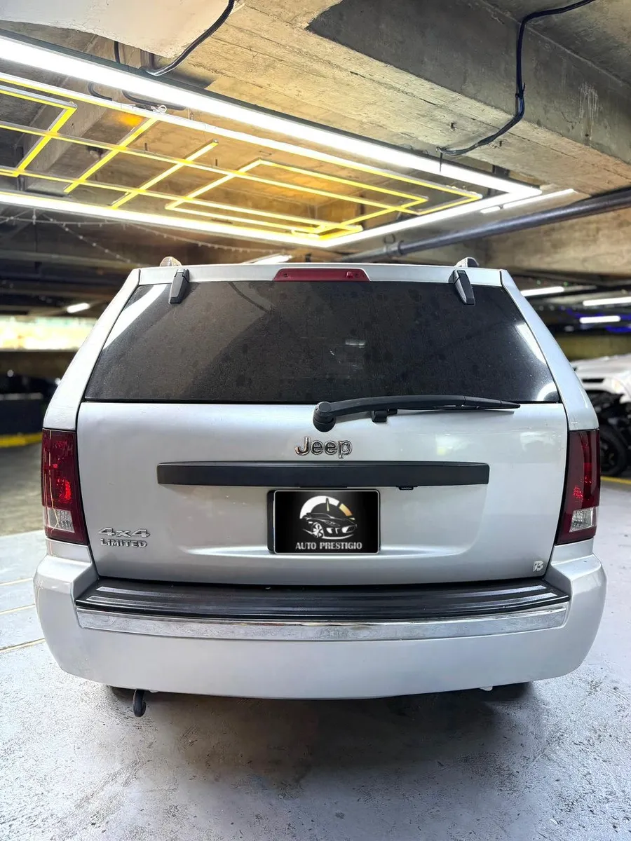 Jeep Grand Cherokee Limited 2009 Plateado Caracas