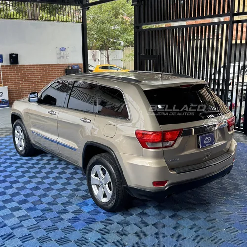 Jeep Grand Cherokee Limited 2011 Dorado Caracas