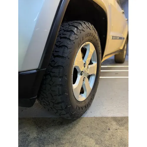Jeep Grand Cherokee 2012 Plateado Caracas
