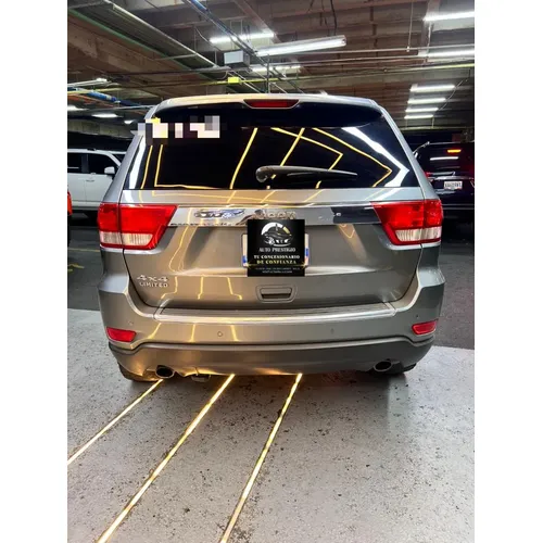 Jeep Grand Cherokee 2012 Plateado Caracas