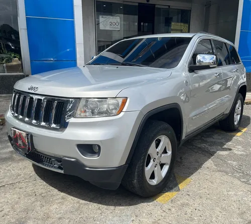 Jeep Grand Cherokee 2012 Gris Caracas