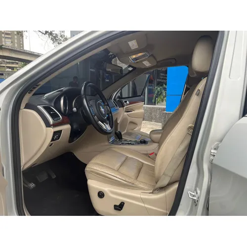 Jeep Grand Cherokee 2012 Gris Caracas
