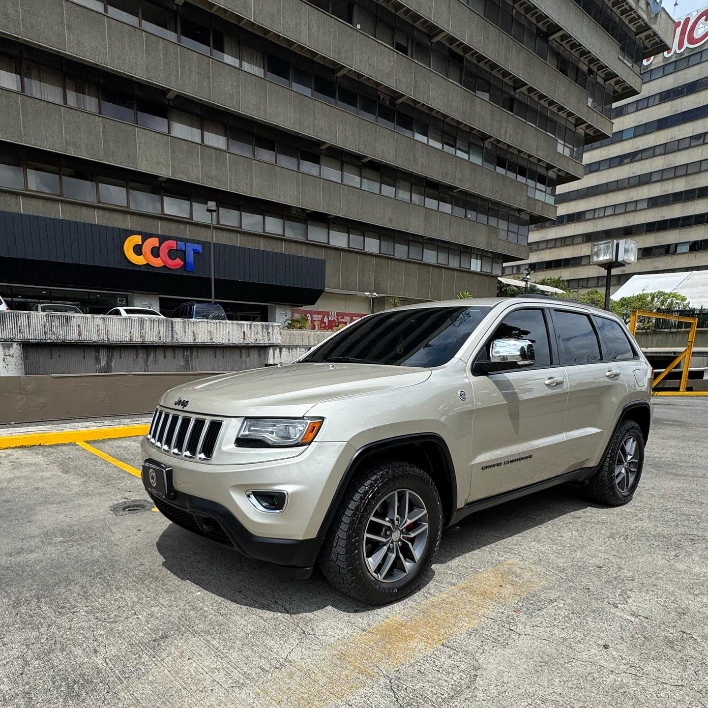 Jeep Grand Cherokee 2013 Sport Wagon