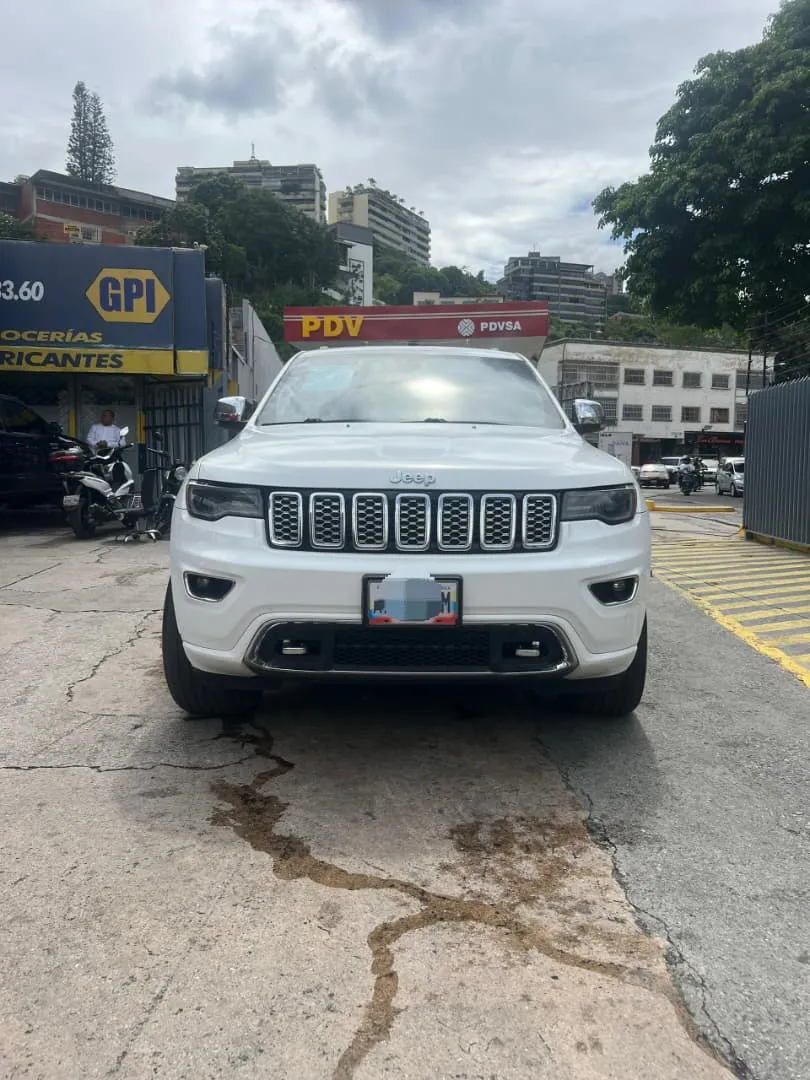 Jeep Grand Cherokee 2019 Blanco Caracas