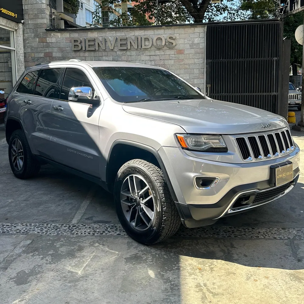 Jeep Grand Cherokee 2013 Plateado Caracas