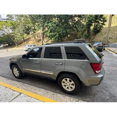 Jeep Grand Cherokee 2010 Gris Caracas