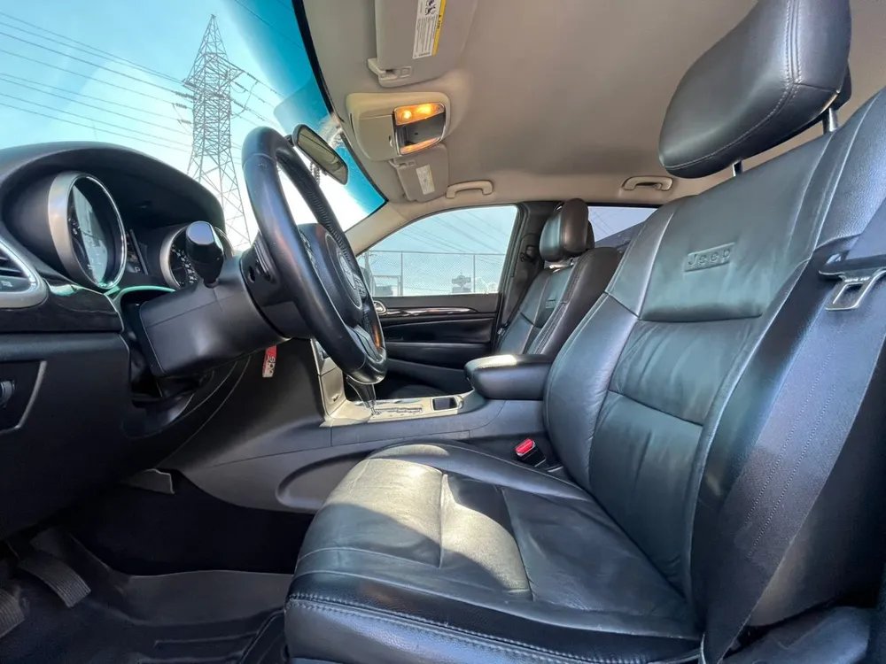 Jeep Grand Cherokee Laredo 2013 Verde Valencia