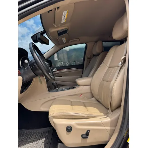 Jeep Grand Cherokee Limited 2011 Gris Caracas