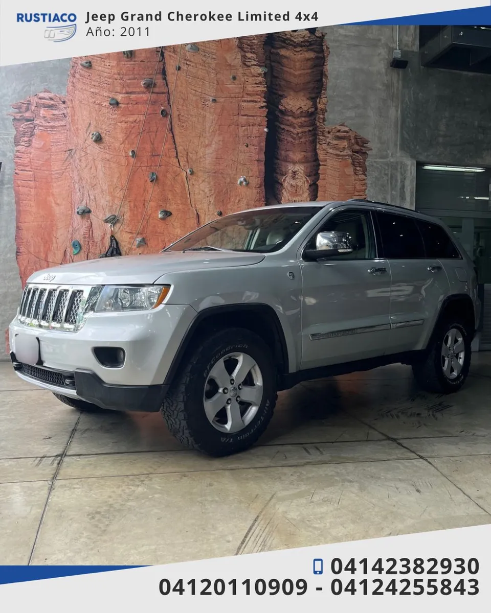 Jeep Grand Cherokee Limited 2011 Plateado Caracas