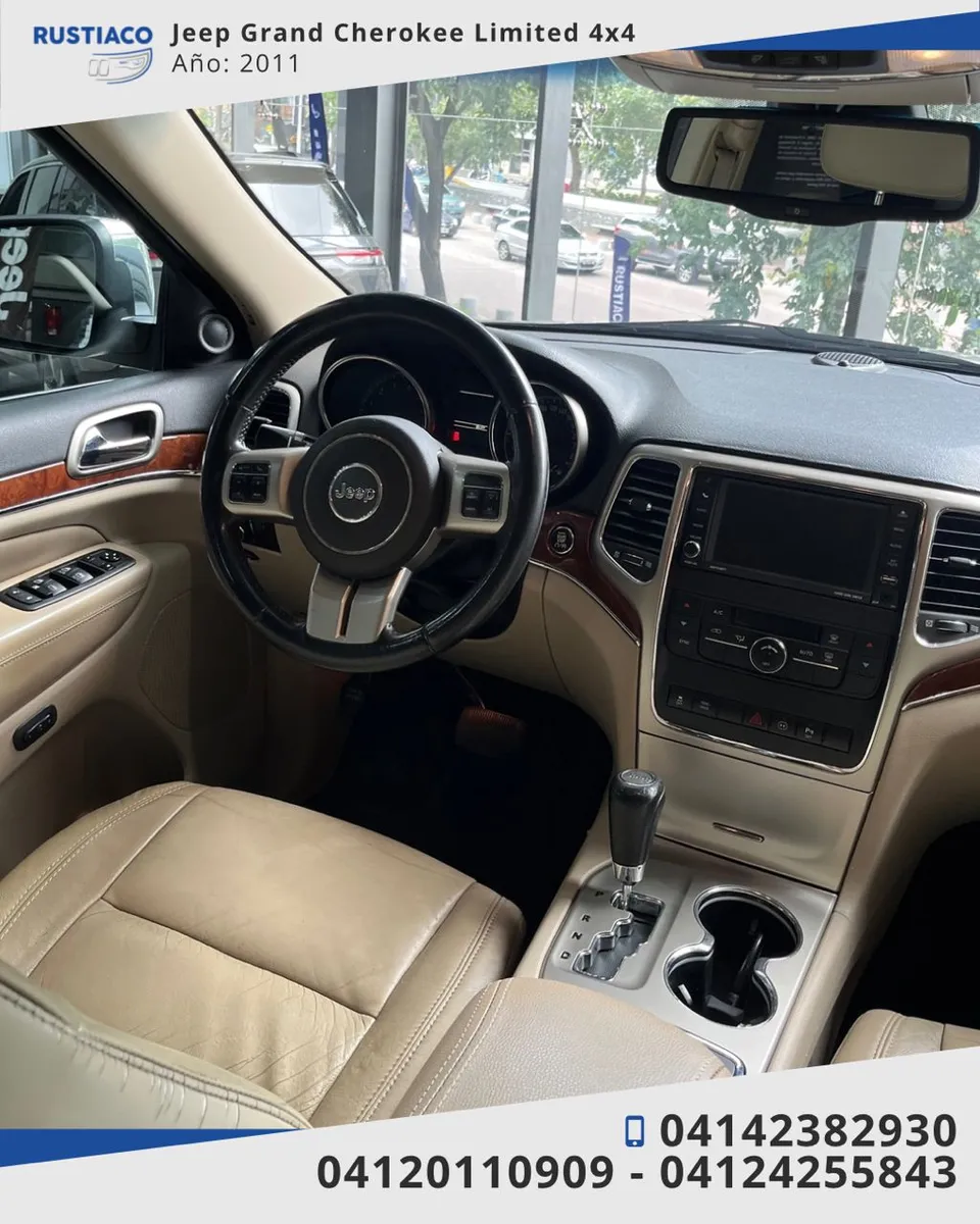 Jeep Grand Cherokee Limited 2011 Plateado Caracas