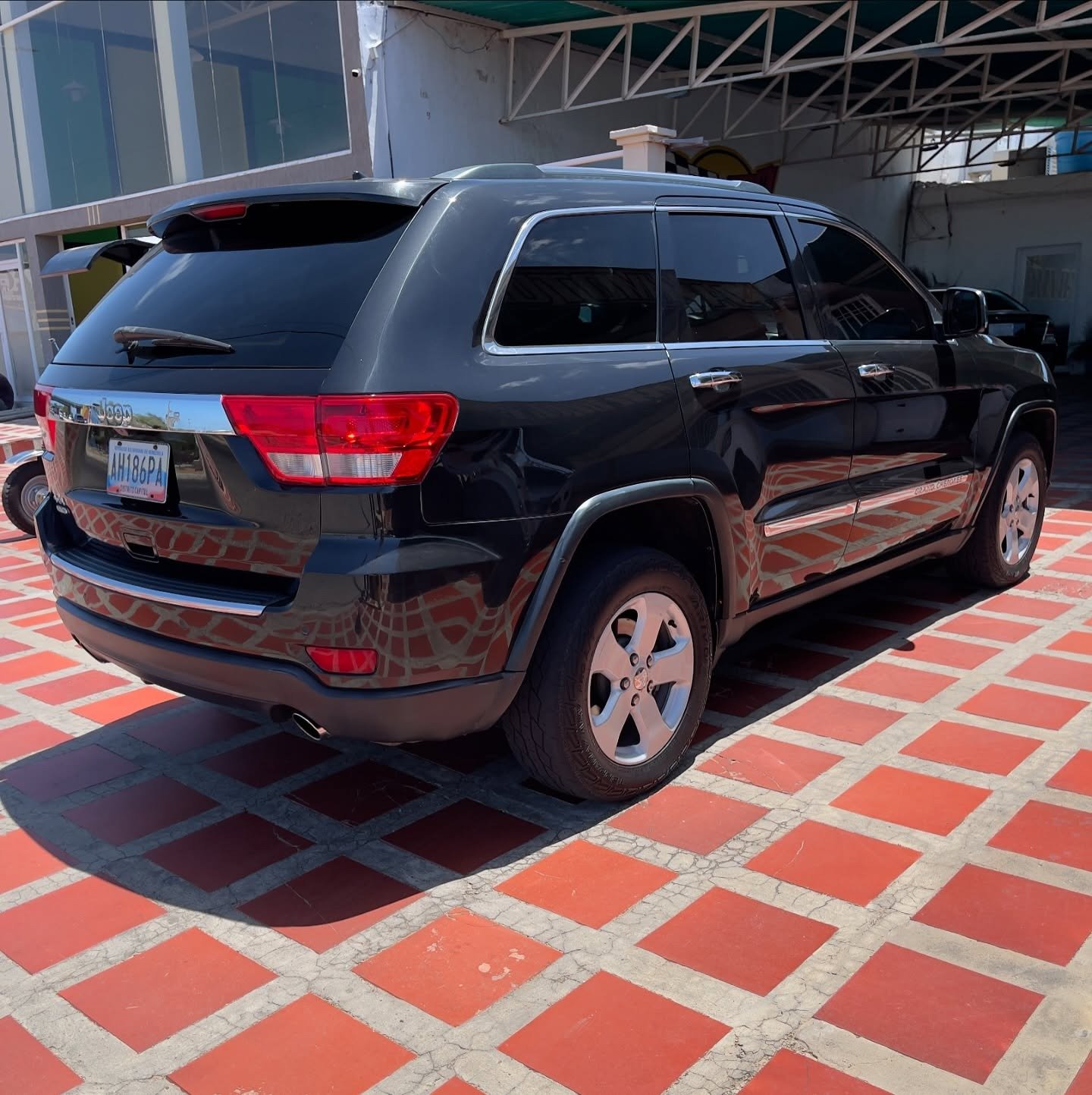 Jeep Grand Cherokee Limited 2013 Negro