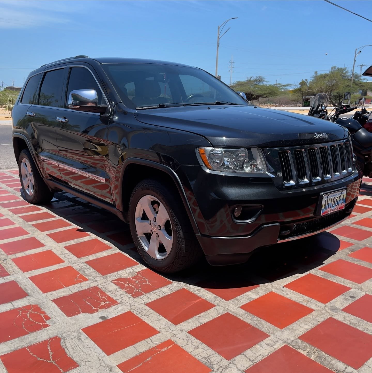 Jeep Grand Cherokee Limited 2013 Negro