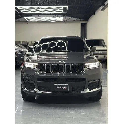 Jeep Grand Cherokee 2024 Gris Caracas