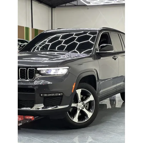 Jeep Grand Cherokee 2024 Gris Caracas