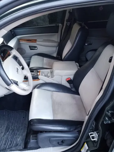 Jeep Grand Cherokee Limited 2010 Verde Caracas