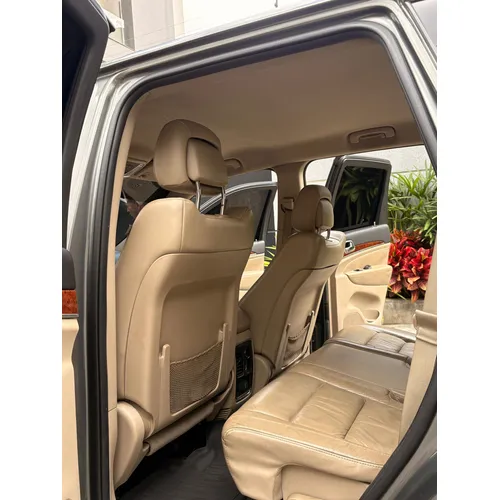 Jeep Grand Cherokee Limited 2012 Gris Caracas