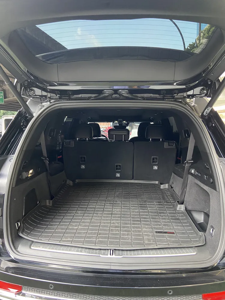 Jeep Grand Cherokee Limited 2023 Negro Caracas