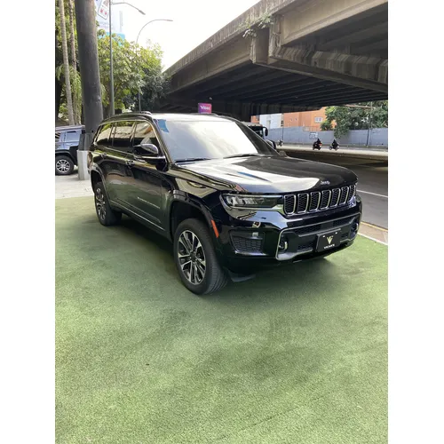 Jeep Grand Cherokee Limited 2023 Negro Caracas