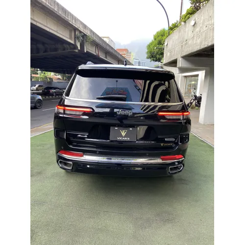 Jeep Grand Cherokee Limited 2023 Negro Caracas