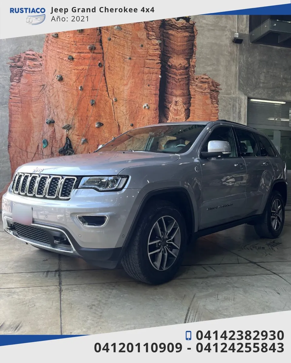 Jeep Grand Cherokee Limited 2021 Plateado Caracas