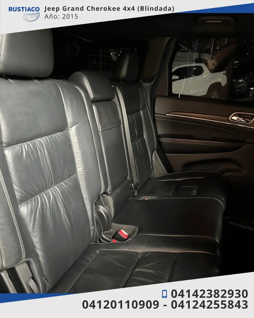 Jeep Grand Cherokee Limited 4x4 plata8