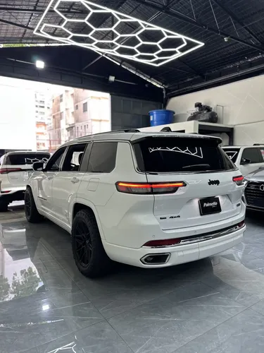 Jeep Grand Cherokee 2023 Blanco Caracas